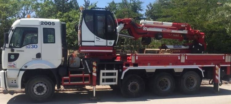 Kiralık 35 Tonluk Çift Kırma Hi-Up Vinç